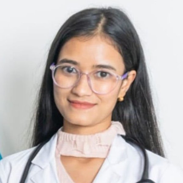 Dr. Zoya Reddy